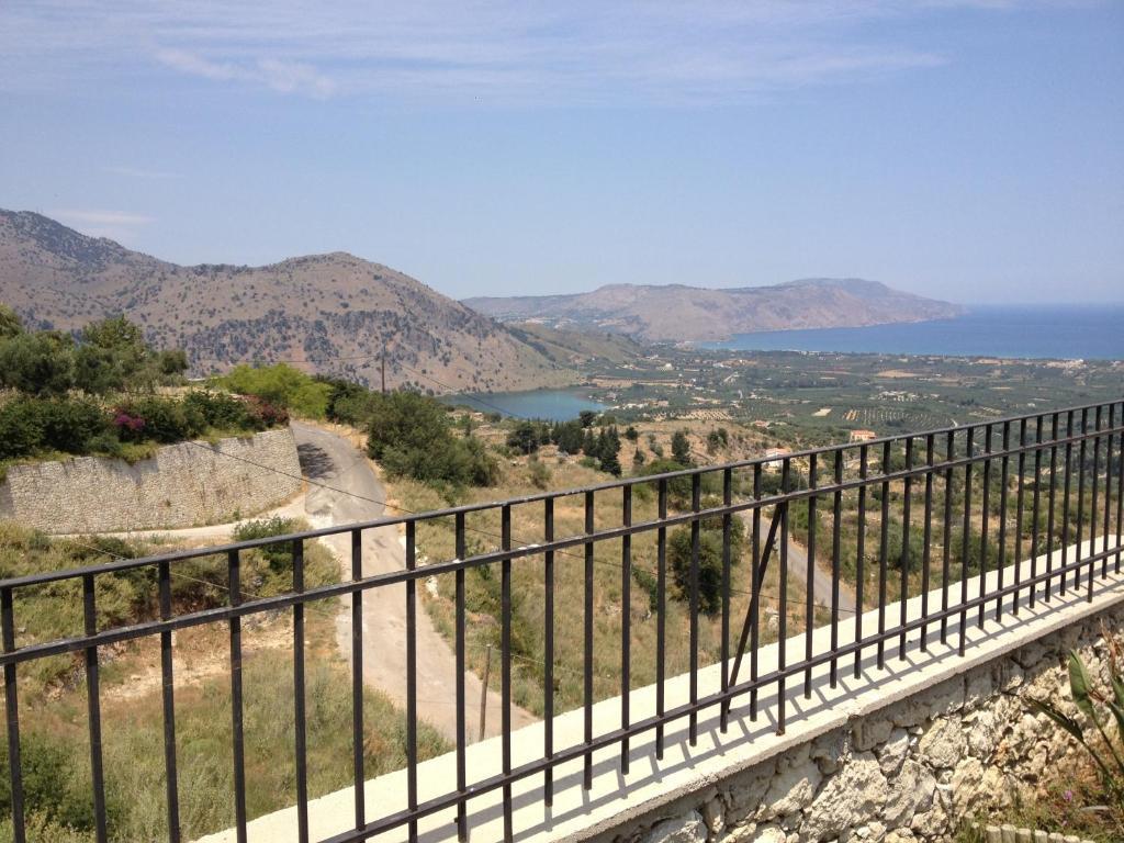 Thea Villas Kournas Bagian luar foto