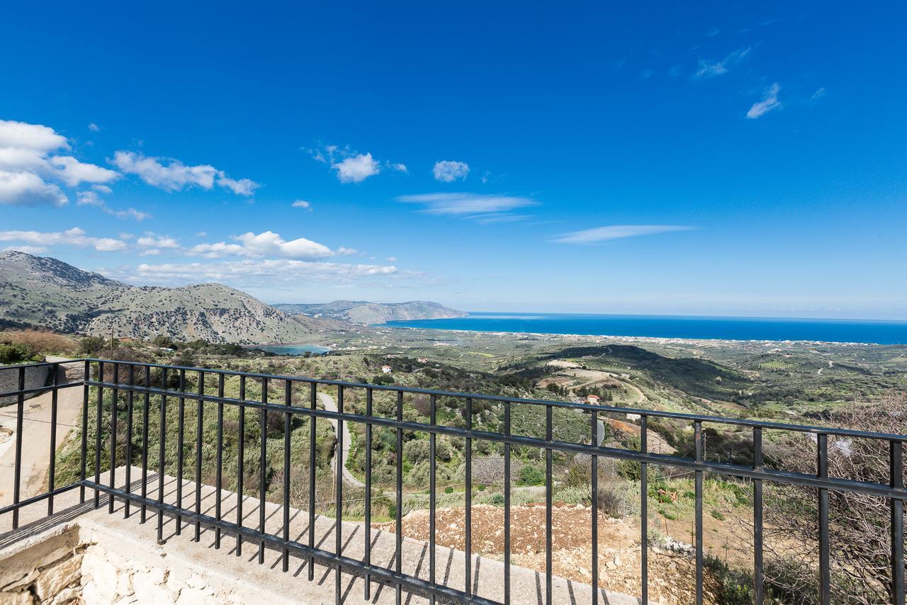 Thea Villas Kournas Bagian luar foto