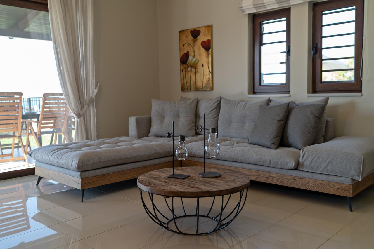 Thea Villas Kournas Bagian luar foto