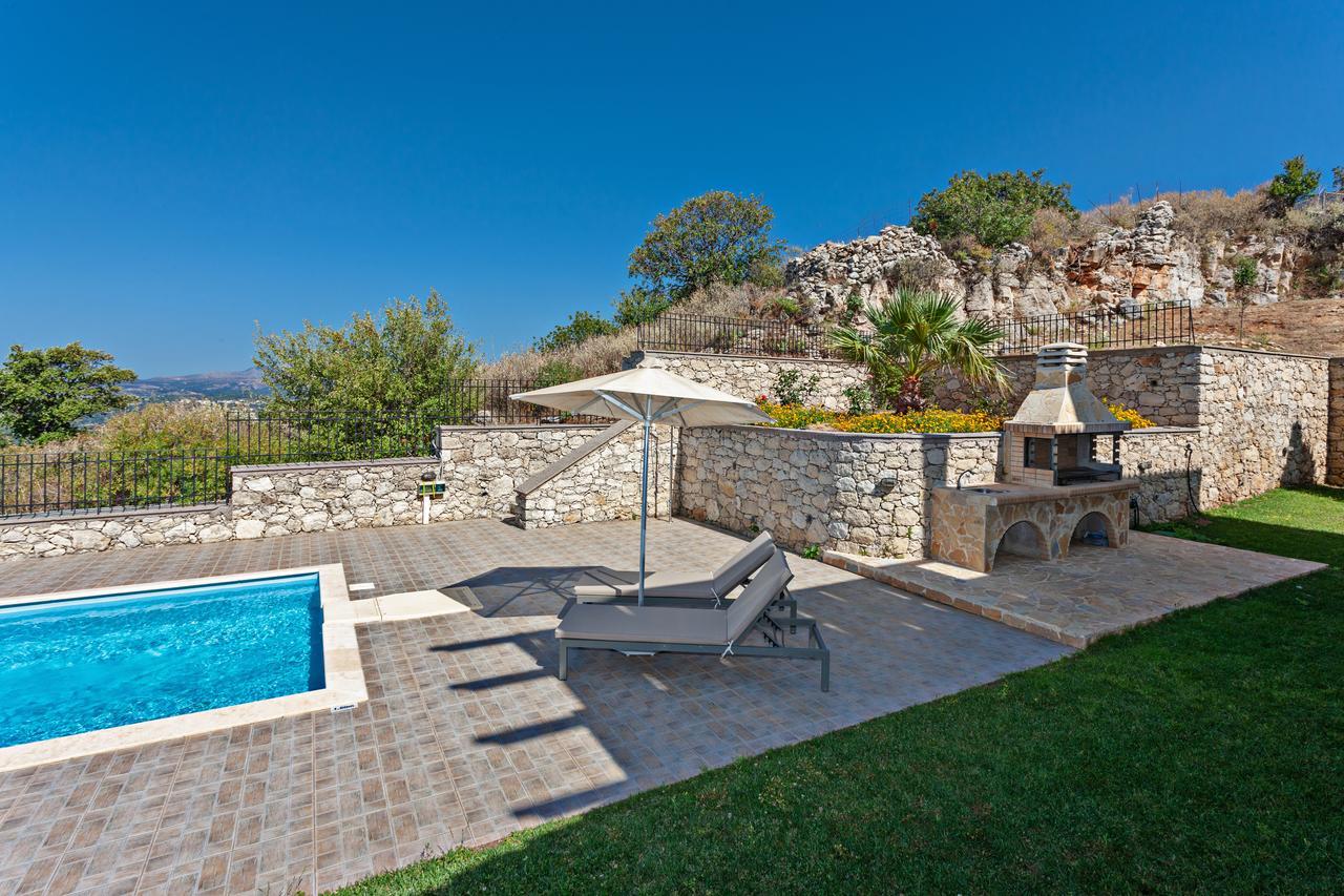 Thea Villas Kournas Bagian luar foto